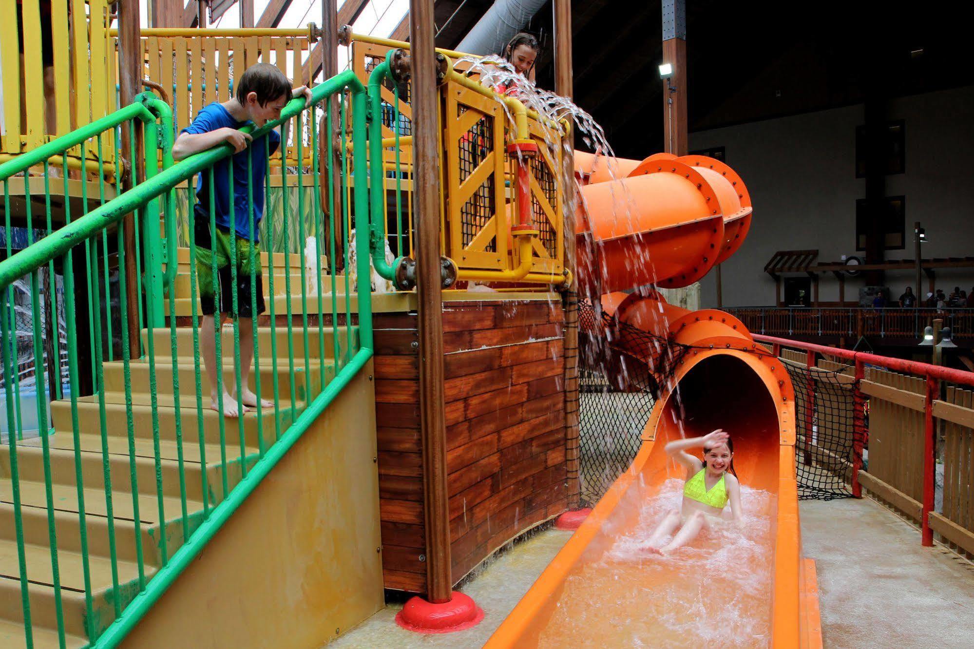 Six Flags Great Escape Lodge & Indoor Waterpark Queensbury Exterior foto